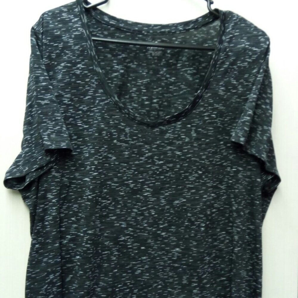 Spalding V-Neck T-Shirt 2X